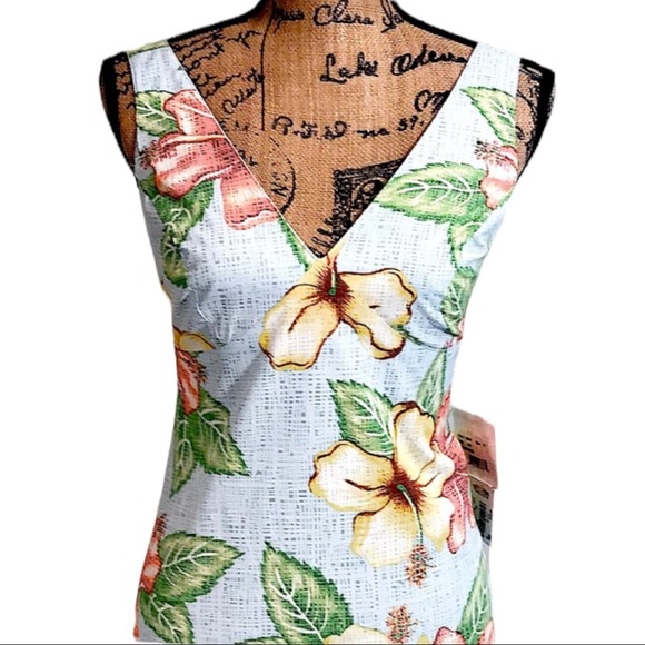 TOES ON THE NOSE🏄🏽‍♀️🏄🏽‍♀️Light blue, coral & yellow Hibiscus Sundress NWT SZ S - Picture 7 of 15